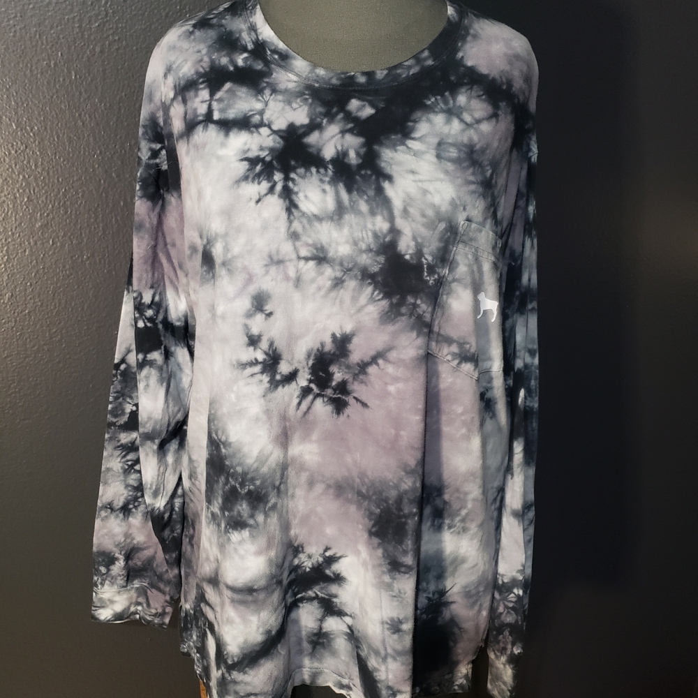 4. PINK Victoria's Secret Black and Gray Tie-Dye Long Sleeve Top